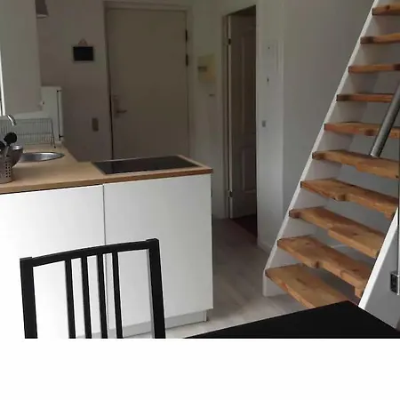 V Lägenhet *